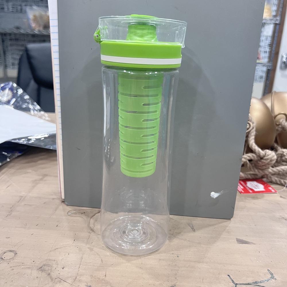 Cool Gear Infuse 28 Oz green/Transparent Water Bottle - Fruit/Flavor Infuser